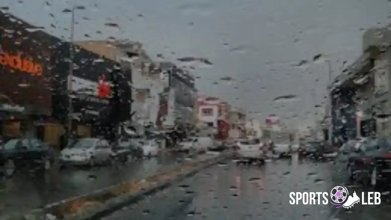 انتبهوا جيداً.. طقس بارد أمطار في ليبيا 2025 يضرب المناطق الساحلية وخطر السيول